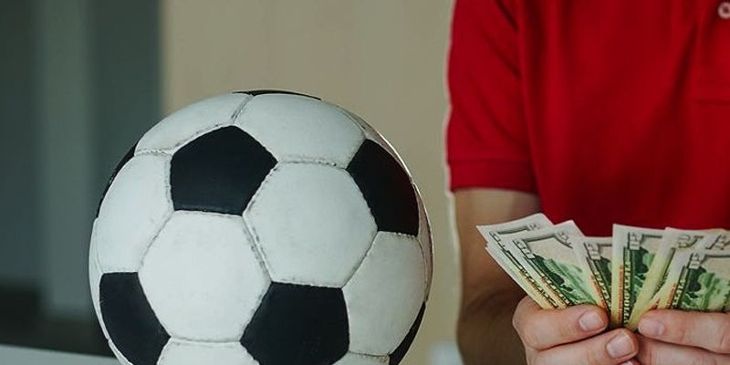 Lý do vì sao người chơi cần biết cách tính tiền cá độ bóng đá?